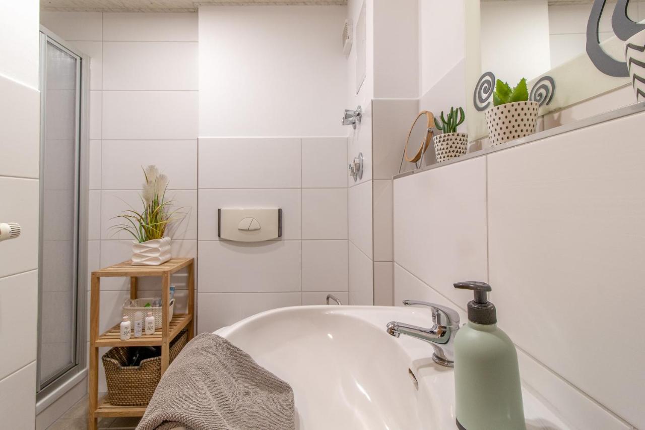 Modernes Apartment Im Gruenen I Balkon I Wlan I Stellplatz شفارتسنبرغ المظهر الخارجي الصورة